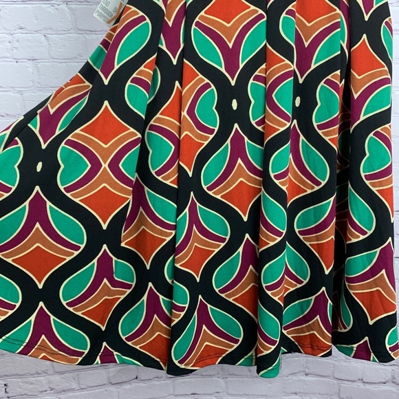 NEW LuLaRoe Madison midi skirt elastic waist hidden pockets high waisted pleated - Picture 5 of 8